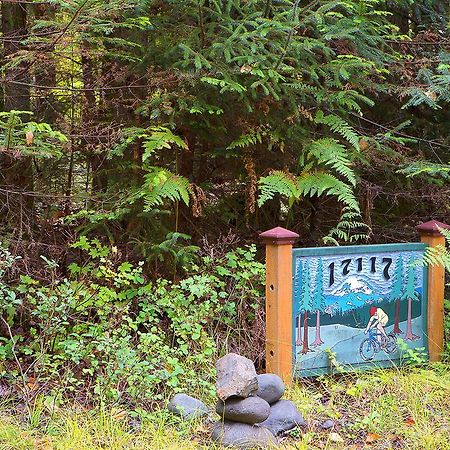 Four Stone Lodge Greenwater Extérieur photo