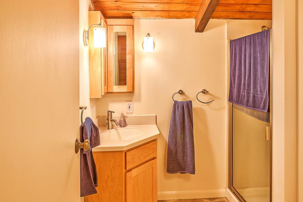 Four Stone Lodge Greenwater Extérieur photo
