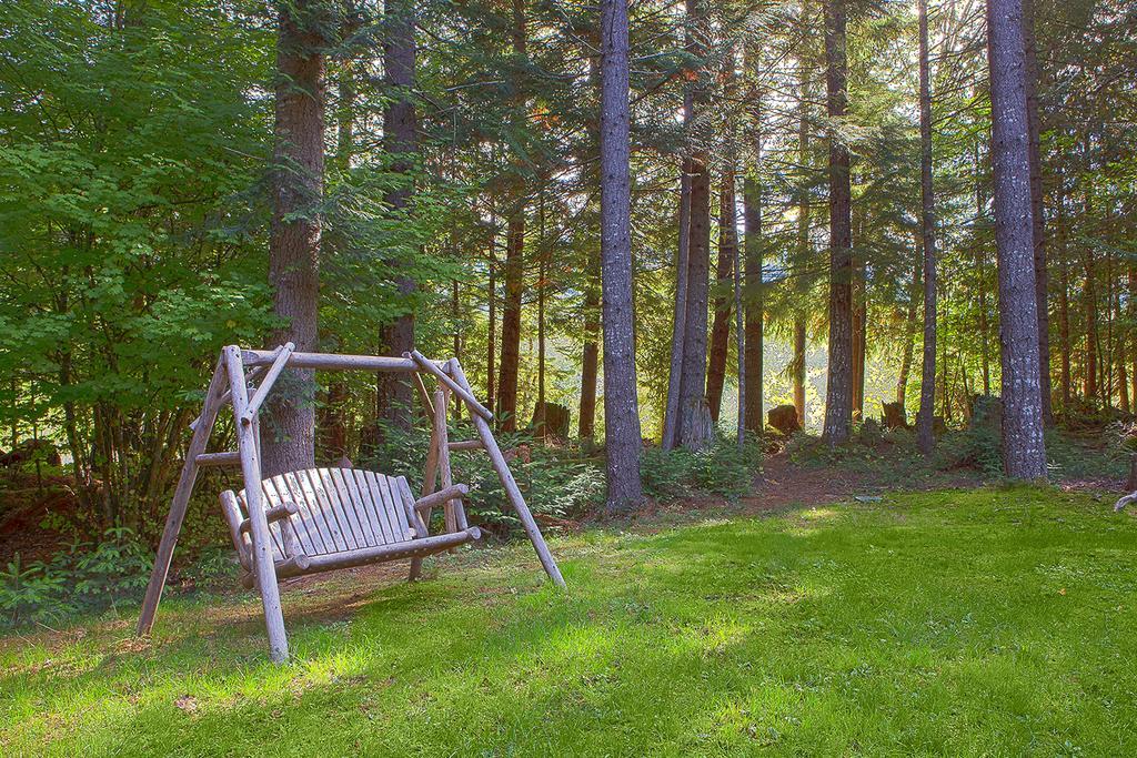 Four Stone Lodge Greenwater Extérieur photo